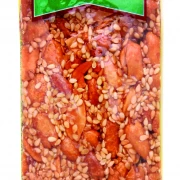 Karamellisierter Erdnuss-Sesam-Riegel